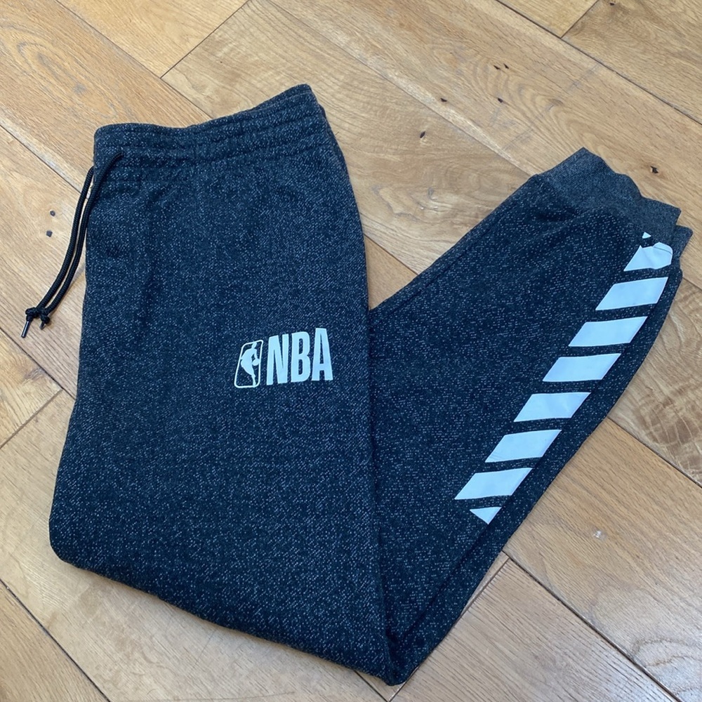 NBA Official Men’s Gray Basketball Sweatpants joggers​